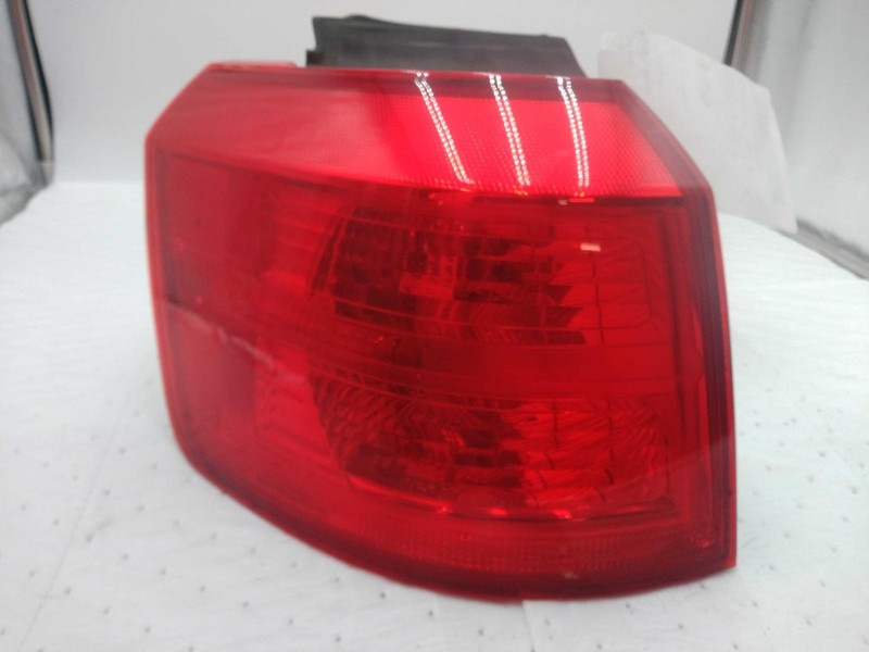 2012 GMC Terrain Left Tail Light Assembly Black OEM 246062 177K Miles