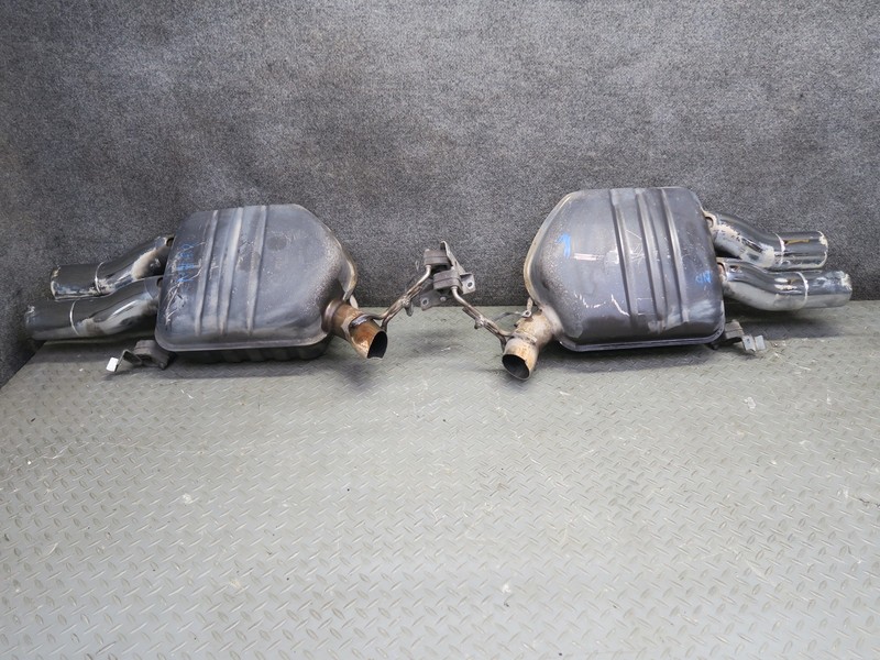 2006-2010 BMW E63 E64 M6 REAR LEFT & RIGHT EXHAUST MUFFLER W TIPS SET OF 2