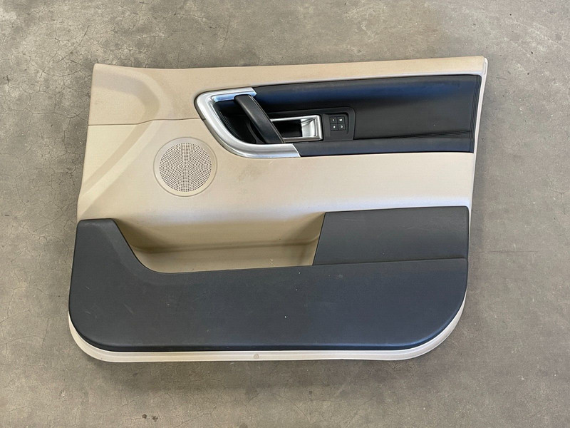 15-19 Land Rover Discovery Sport Front Right Interior Door Panel Trim 1413 OEM