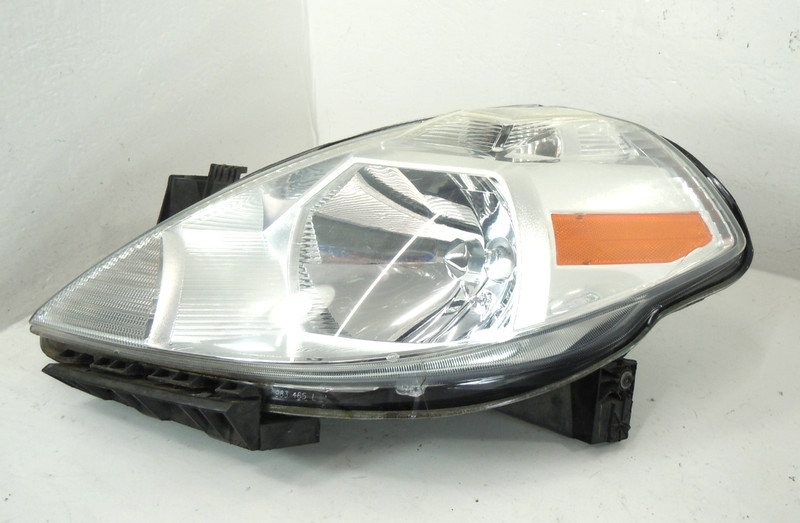 2007-2012 Nissan Versa Halogen Headlight Driver Left OEM