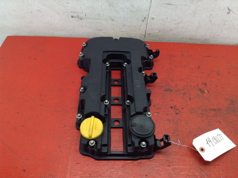 11-16 CHEVROLET CRUZE 1.4L ENGINE VALVE COVER OEM