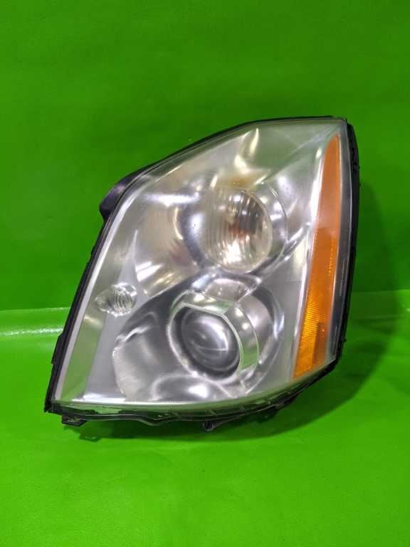 06-11 CADILLAC DTS DRIVER LEFT HEADLIGHT LAMP OEM 4527-36