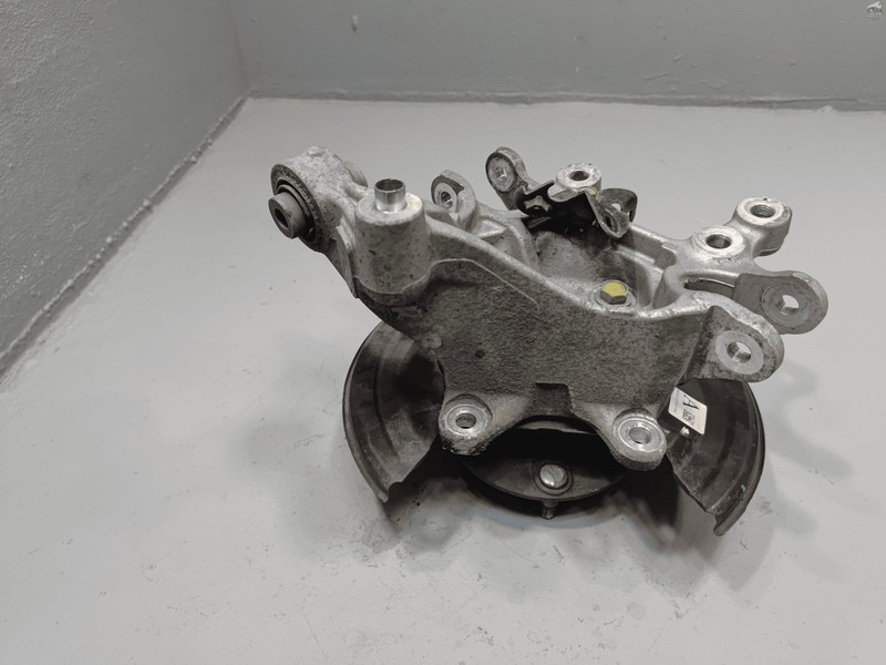 2016-2021 Honda Civic Rear Passenger Side Spindle Knuckle Wheel Bearing Hub OEM