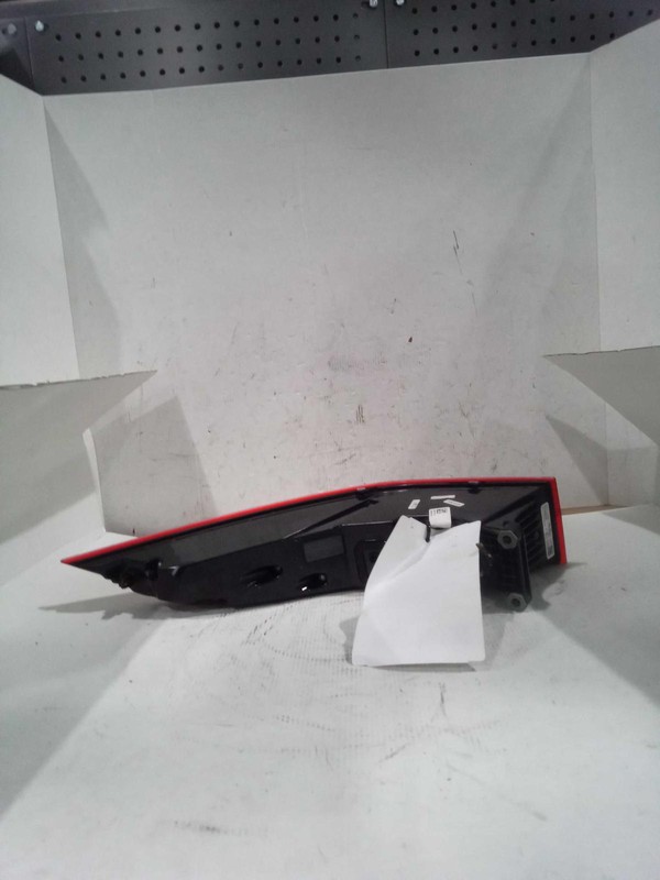 2019 Jaguar E-PACE Left Tail Light Assembly Black 677466 41K Miles