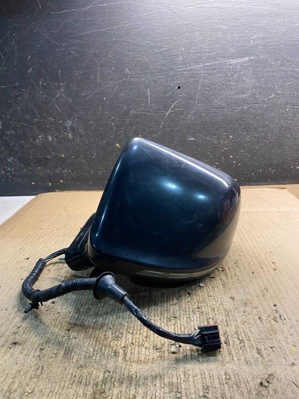 2010 to 2019 Lincoln MKT Left Driver LH Side Door Mirror Blind Spot OEM Z2517 MS