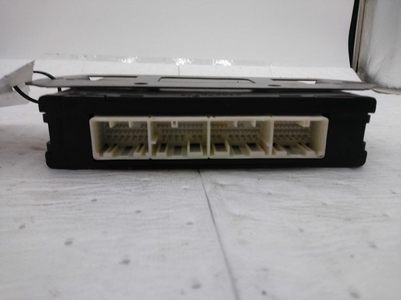 2010 Subaru Forester Engine Control Module ECM OEM 22765AA340 Used 192K