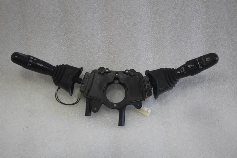 2008 SUZUKI RENO STEERING COLUMN SWITCHES TURN SIGNAL AND WIPER