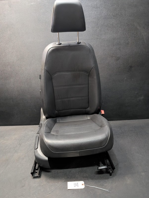Front Right Seat Assy 2015 Volkswagen Passat 2014