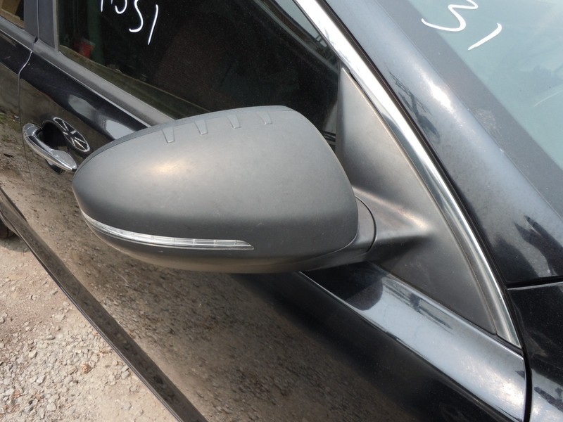 2012 2013 Kia Optima EX LX Power Door Mirror Pass Right Manual Fold Turn Lamp