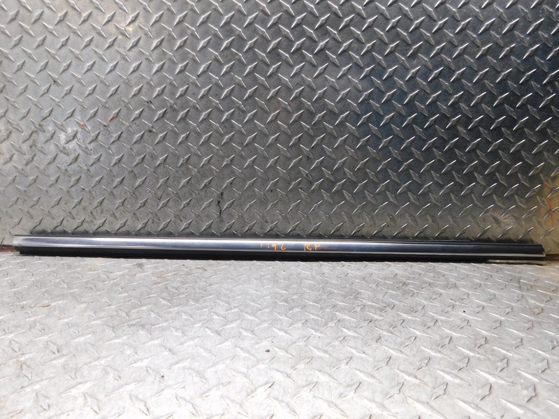 06-11 MERCURY MILAN/ 06-12 FORD FUSION RIGHT PASSENGER FRONT DOOR MOLDING TRIM