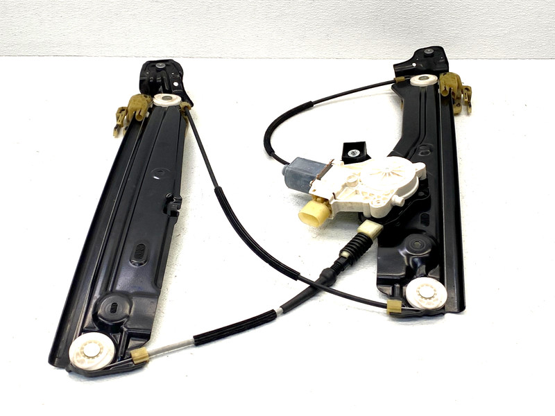 13-15 BMW 740I FRONT LEFT DRIVER SIDE DOOR WINDOW MOTOR REGULATOR OEM A0.47