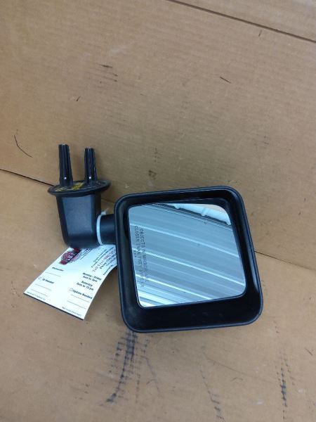 Passenger Right Side View Mirror Manual Fits 07-10 WRANGLER 268756