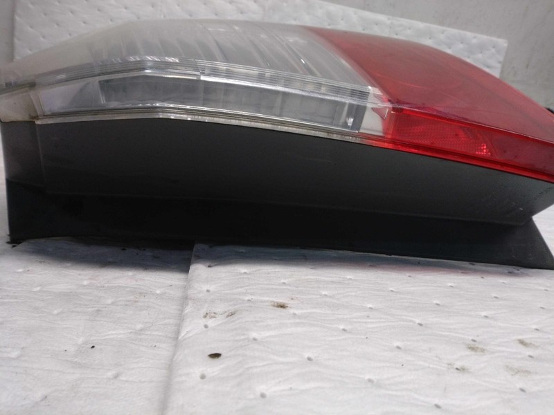 2013 Honda Fit Right Tail Light Assembly Silver OEM 387886 Used 80k Miles