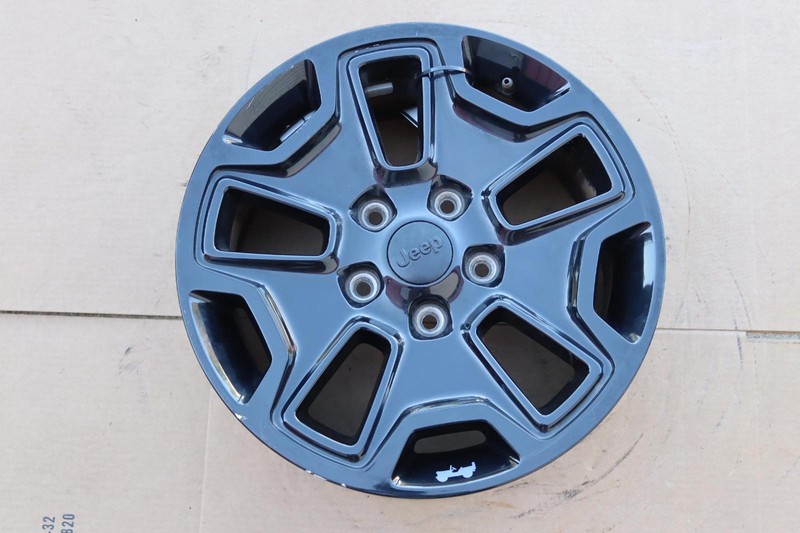 2011-2017 JEEP WRANGLER WHEEL RIM R17 17X7.5 NEWER STYLE BLACK OEM
