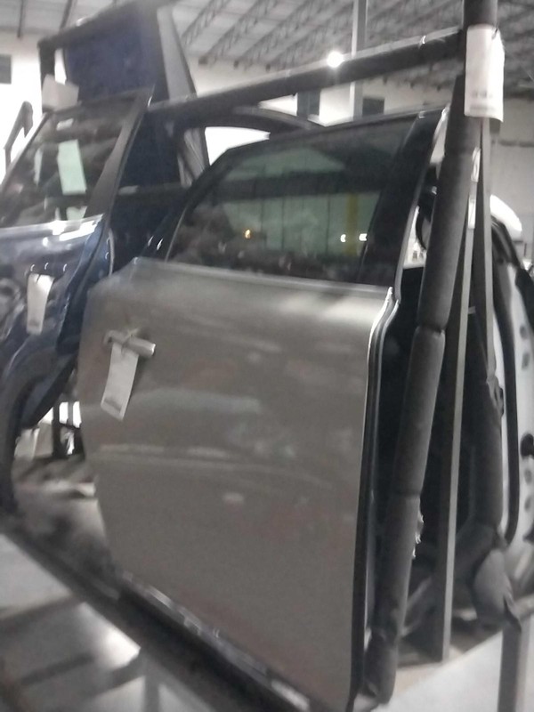 2015 Volvo XC60 Rear Right Door Silver 495738 Used 109K Miles