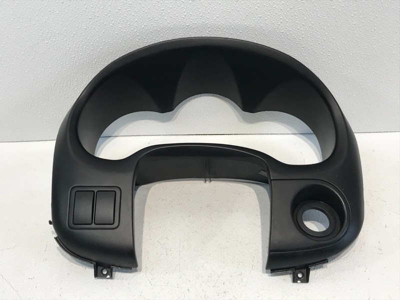 07-08 Hyundai Entourage Dash Speedometer Instrument Cluster Bezel OEM