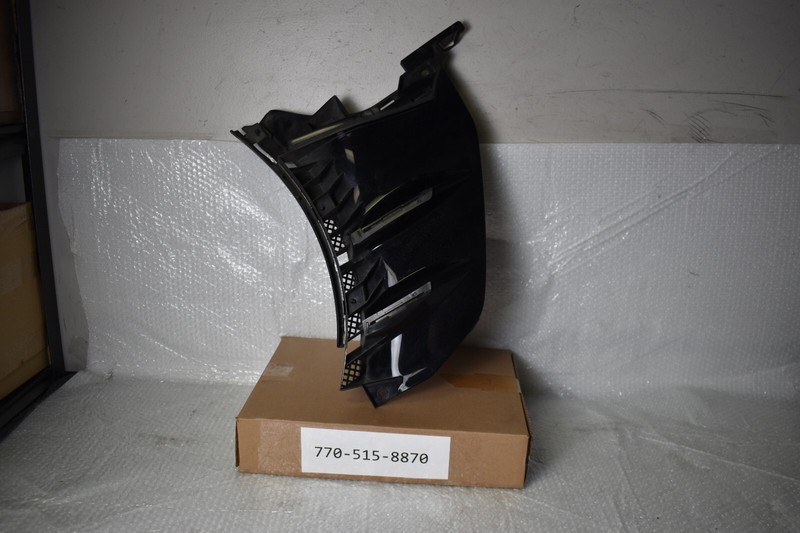 BMW Z4 SDRIVE30I INNER RIGHT SIDE AIR DUCT 2019-2025 OEM 51 77 8 747 482