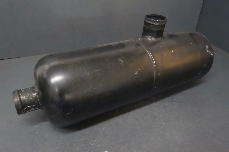 1995 Yamaha Waveventure 700 Muffler Exhaust Water Lock Box Gj3-67550-00-00
