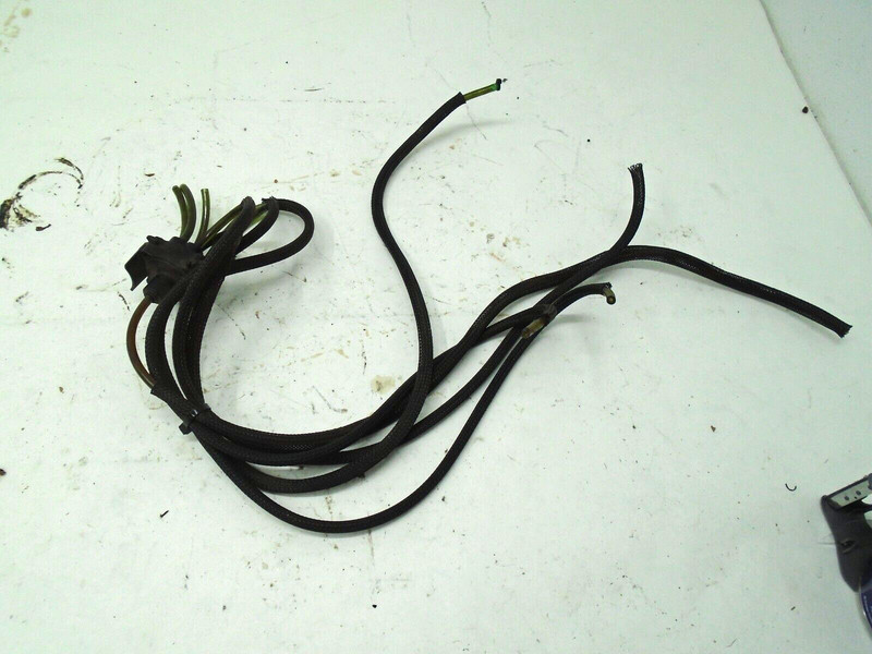 Rear Oil Dist Manifold 352921 5007095 Johnson Evinrude Etec Outboard Motor Part