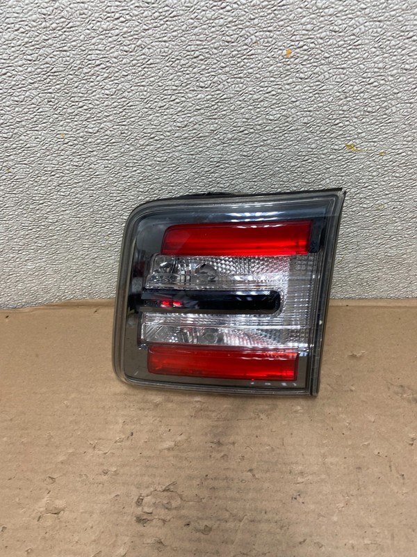 2013 to 2016 GMC Acadia Right Passenger RH Side Inner Tail Light AB0098 LK