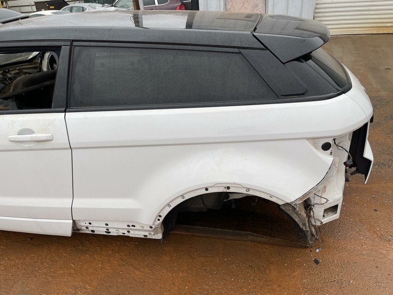 12-17 LAND RANGE ROVER EVOQUE 2-DOOR L538 LEFT DRIVER QUARTER PANEL SECTION CUT