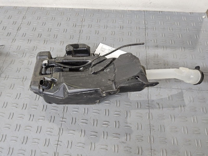 Wash Reservoir Fits 14-17 VERANO 3542748
