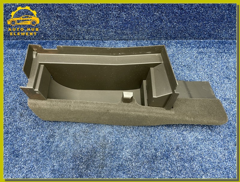 2020-2024 LINCOLN AVIATOR REAR RIGHT QUARTER TRIM COVER PANEL OEM