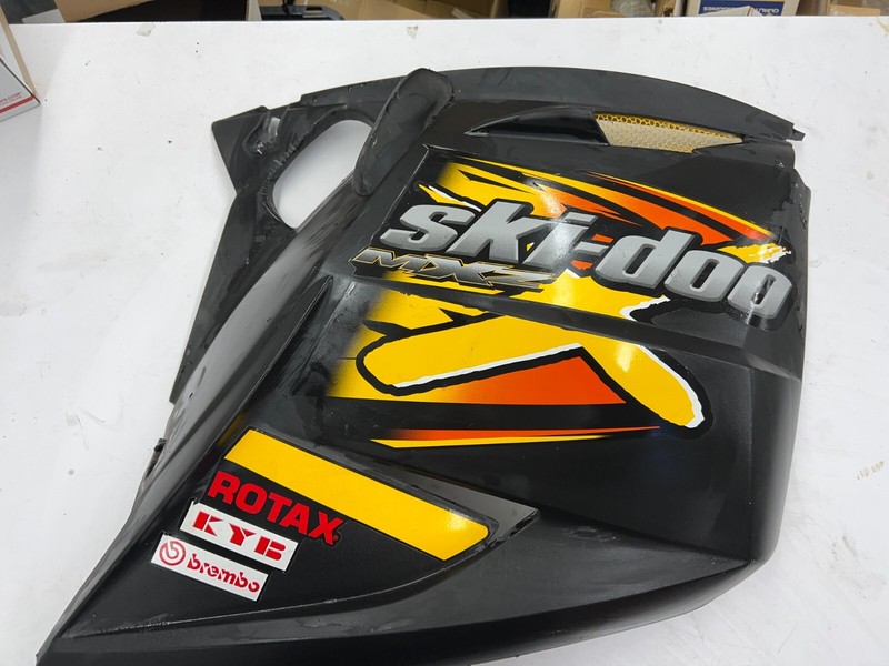 Ski-doo REV 600 SDI 800 Summit Right Hand Panel 517303179