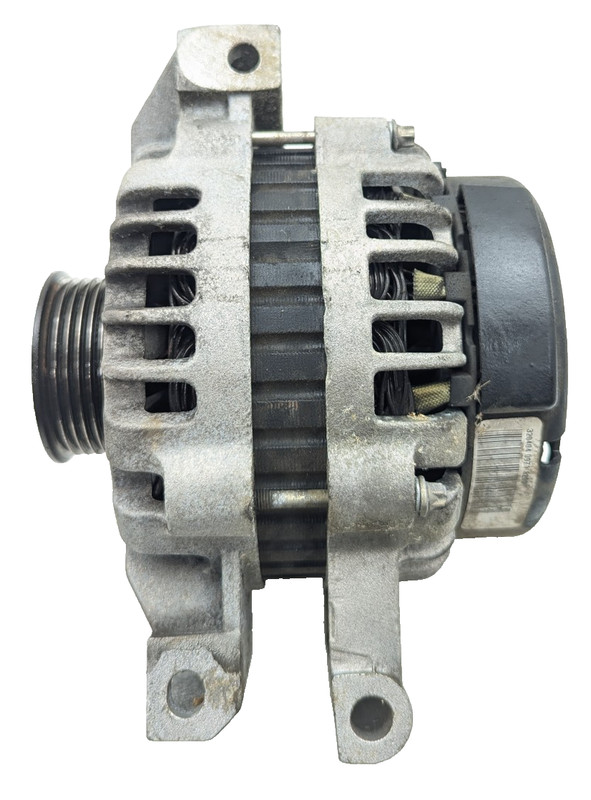 2002-2005 Chevy Trailblazer Alternator Generator (4.2L 8 Cylinder)