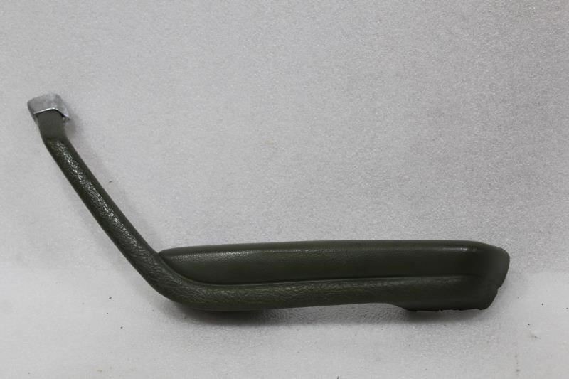 1974 1975 1976 1977 1978 1979 1980 MERCEDES 450SL R107 RIGHT DOOR ARM REST TRIM
