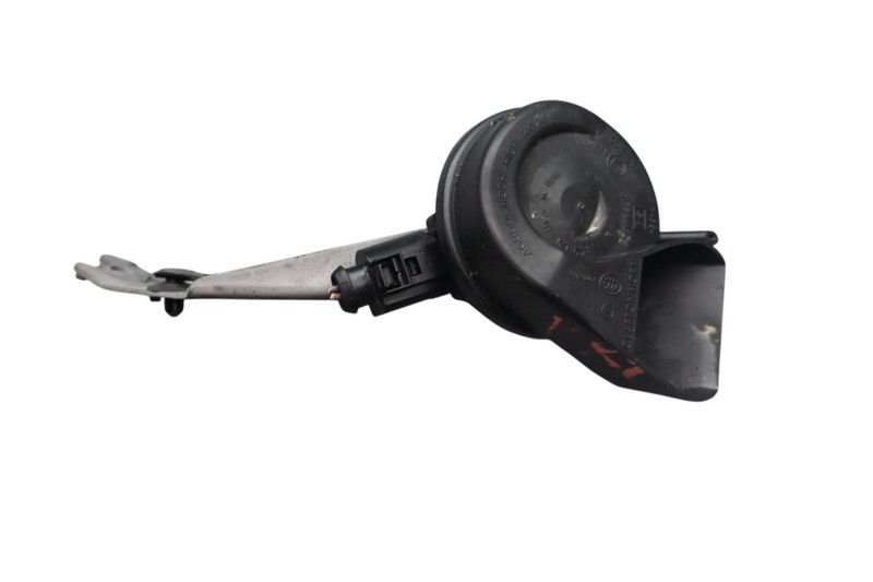 11-17 Volkswagen VW Touareg High Tone Horn Signal 7P6951206B Oem