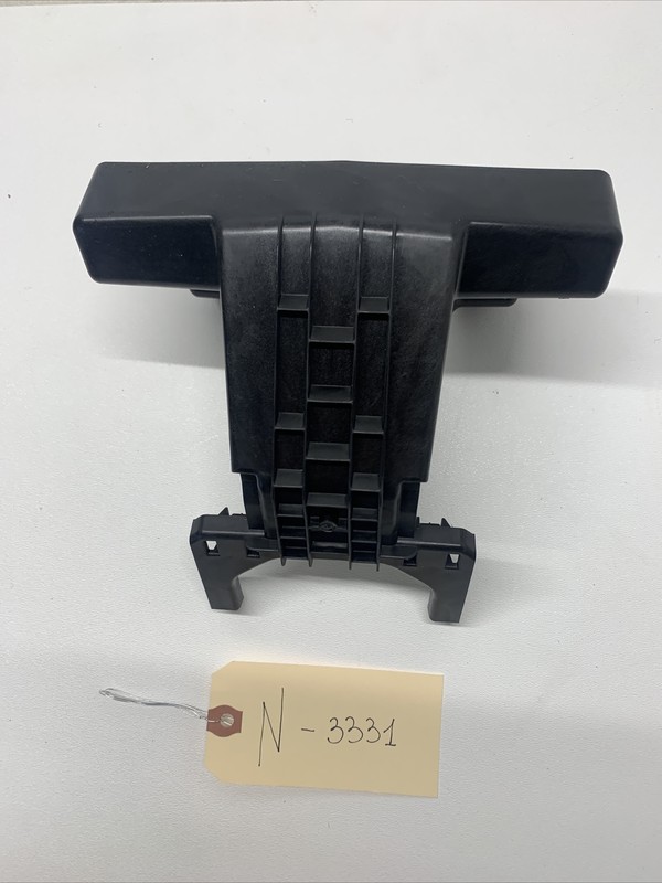 TESLA MODEL Y PLASTIC BRACKET PODIUM ASSY 1507195-00-A OEM3331 B16