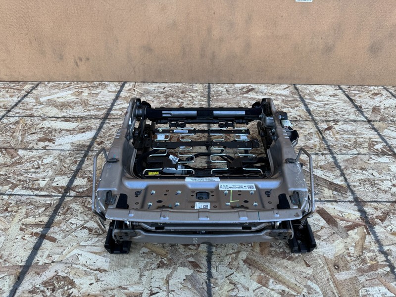 GENESIS G70 2019-2025 OEM FRONT LEFT DRIVER SEAT FRAME RAIL TRACK WITH MOTORS