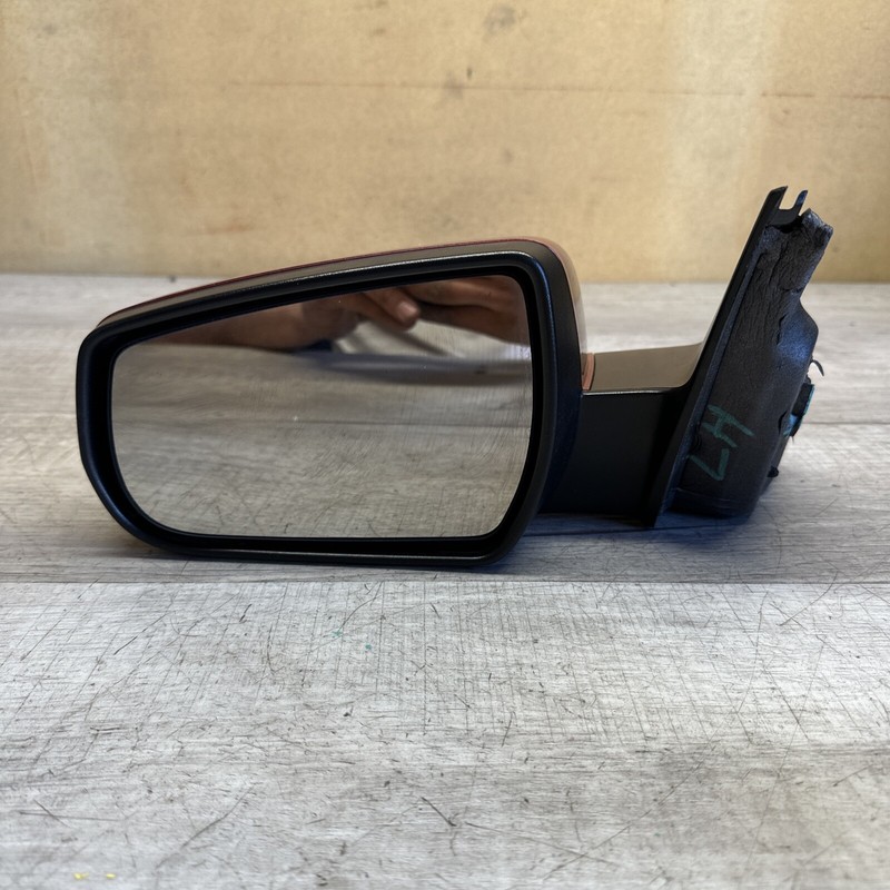 22960531 I 2014 2015 Chevy Malibu Left Door Mirror Turn Signal DK9 W/O B Spot LH