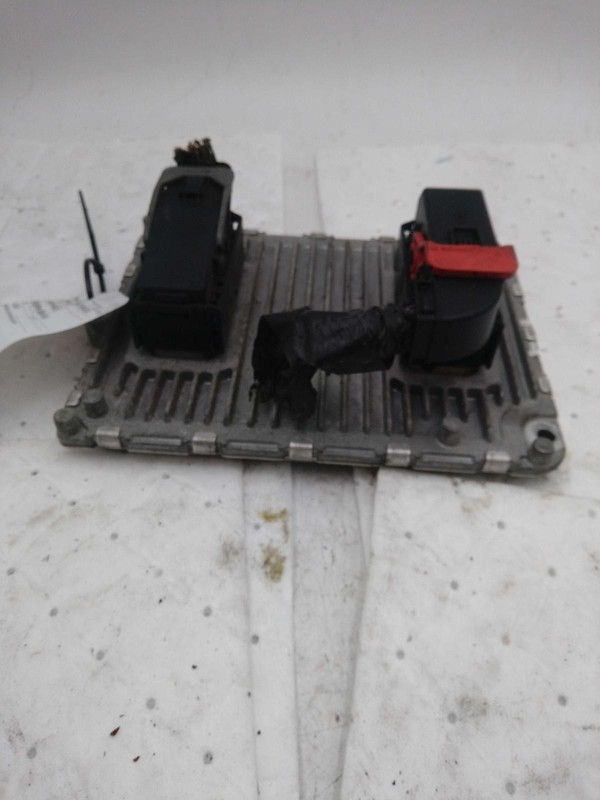 2018 Chrysler Pacifica Engine Control Module ECM 3.6L OEM 68330910AA 67K Miles
