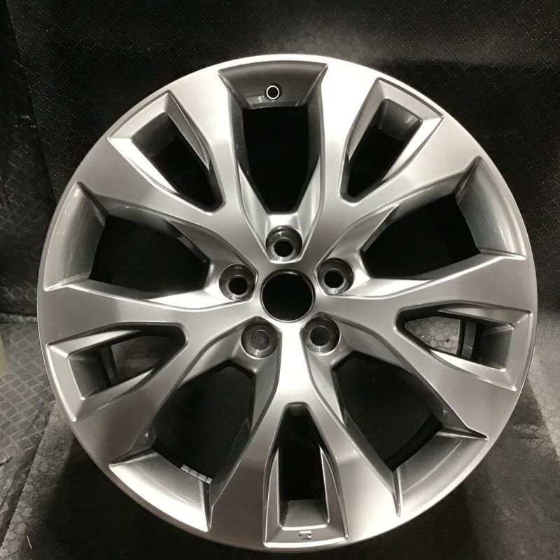 Wheel 20x8 Alloy 5 Y Spoke Fits 24-25 GRAND HIGHLANDER 76643