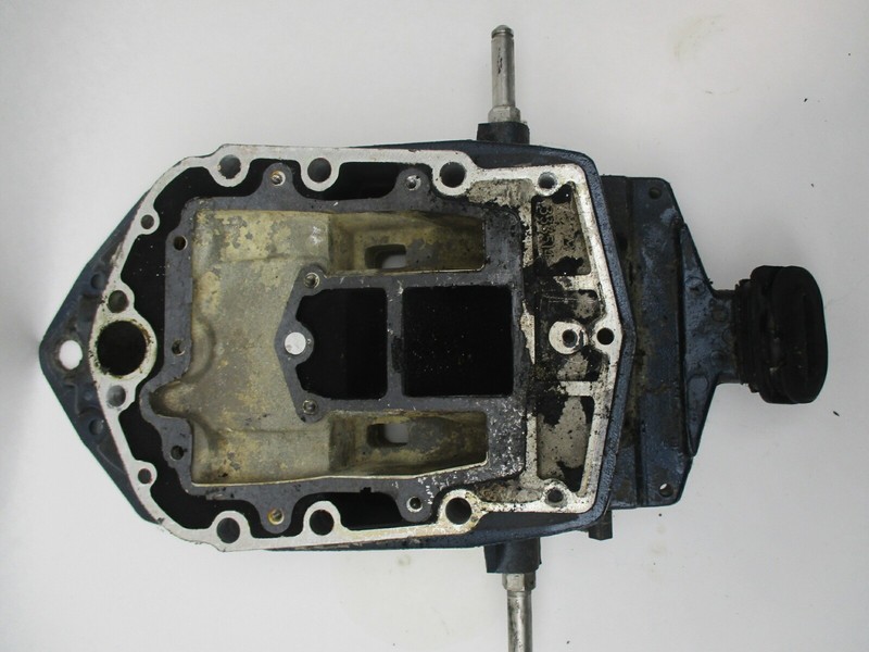 0434146 Evinrude Johnson Midsection Exhaust Housing Adapter Plate 120-140 Hp