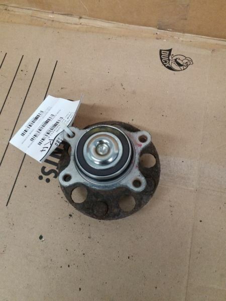 Hub Rear Sedan Disc Fits 06-11 CIVIC 249270