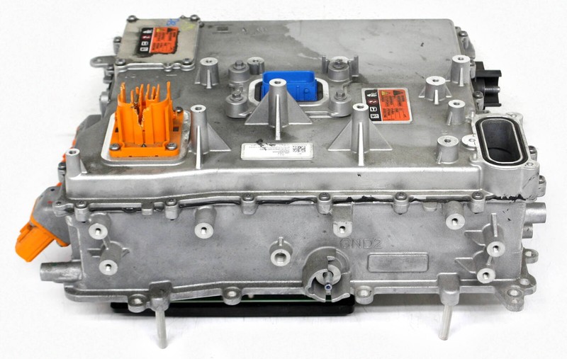 OEM Power Distribution Inverter For Cadillac, Chevrolet, GMC, Honda 24051251