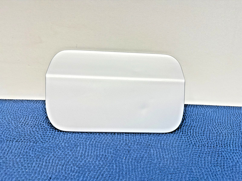 BMW F30 3 Series 320i Sedan Rear Gas Fuel Filler Tank Door Lid Cover Silver OEM