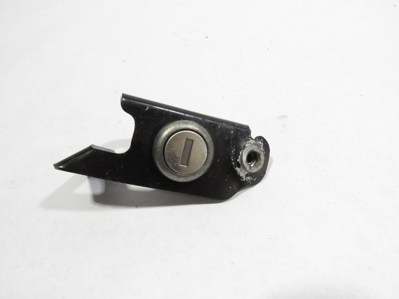 17-23 McLaren 720S 2018 Lock Latch Key Hole Cylinder Bracket !