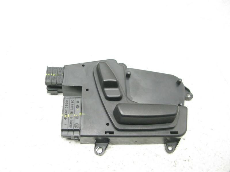 06-12 MERCEDES R500 GL500 FRONT RIGHT PASSENGER SIDE SEAT CONTROL SWITCH 031218A