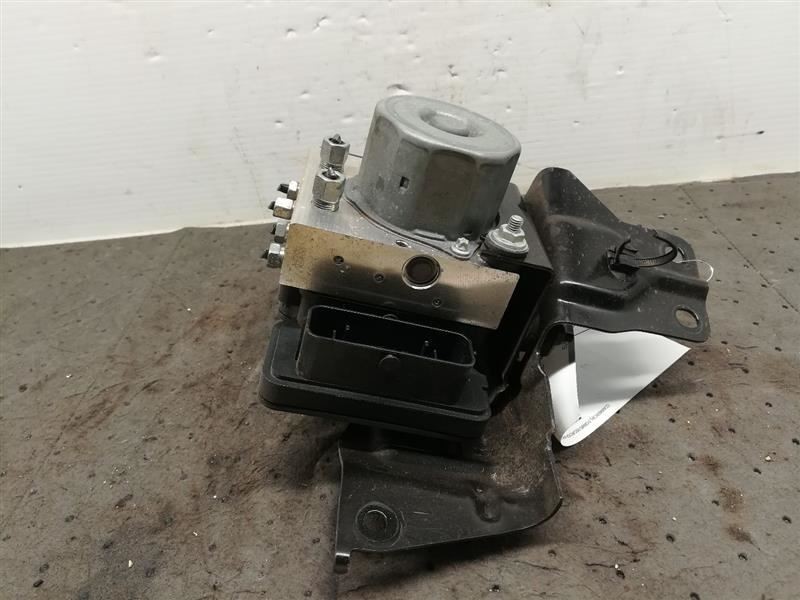 Anti-Lock Brake Part Assembly VIN J 1st Digit AWD Fits 18 ROGUE 732675