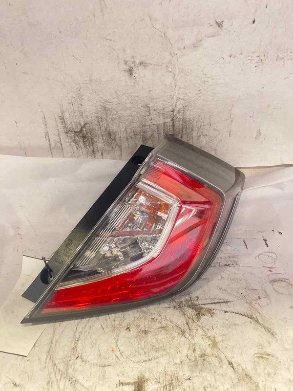 Tail Light Assembly HONDA CIVIC Right 17 18 19 20 21