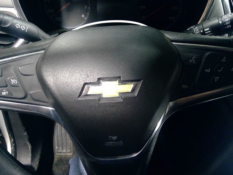 Driver Air Bag Driver Wheel Chrome Emblem Fits 18-24 EQUINOX 1757745