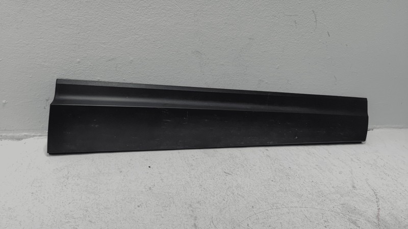 2017-2025 Honda Ridgeline Front Right Passenger Side Door Lower Molding OEM