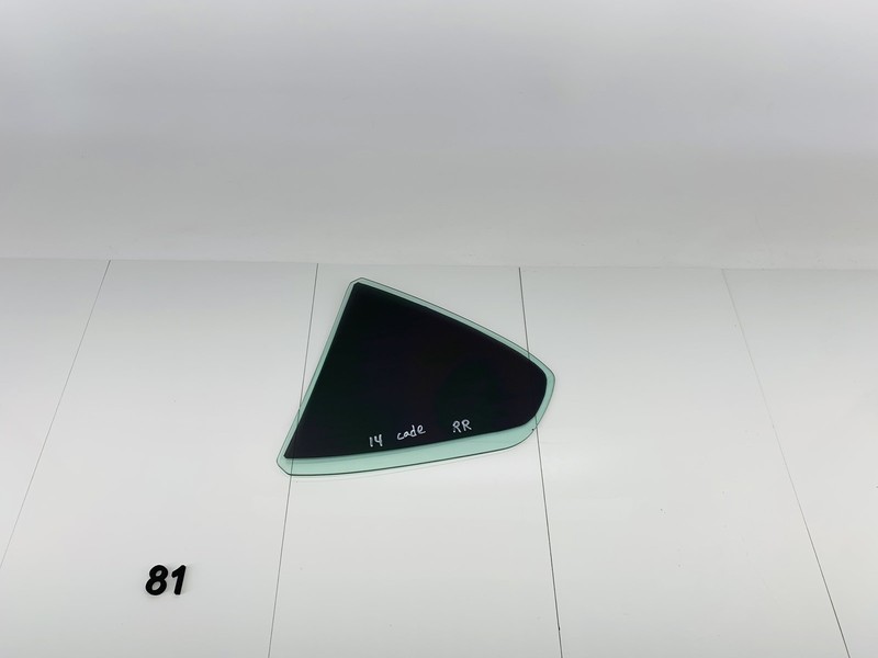 14-16 KIA CADENZA REAR RIGHT PASSENGER SIDE DOOR QUARTER WINDOW GLASS OEM
