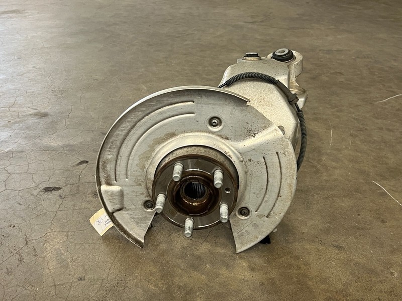 ⭐2017-2020 JAGUAR F-PACE AWD REAR RIGHT SPINDLE KNUCKLE BEARING HUB OEM LOT2536