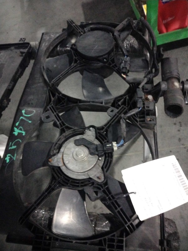 2009 Mitsubishi Lancer Engine Cooling Fan Motor OEM Black 1355A101 163K Miles