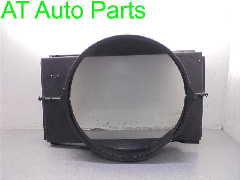 2000 CADILLAC ESCALADE 5.7L RADIATOR SHOURD UPPR LOWER OEM